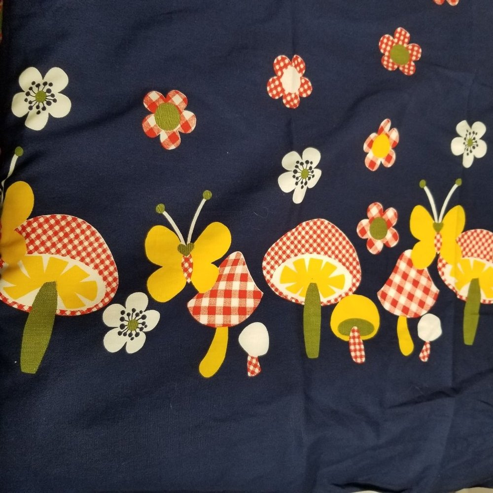 Vintage Mushroom Floral Flower Fabric Cloth Navy Yellow By the Yard 45 Inch Wide - Picture 2 of 8